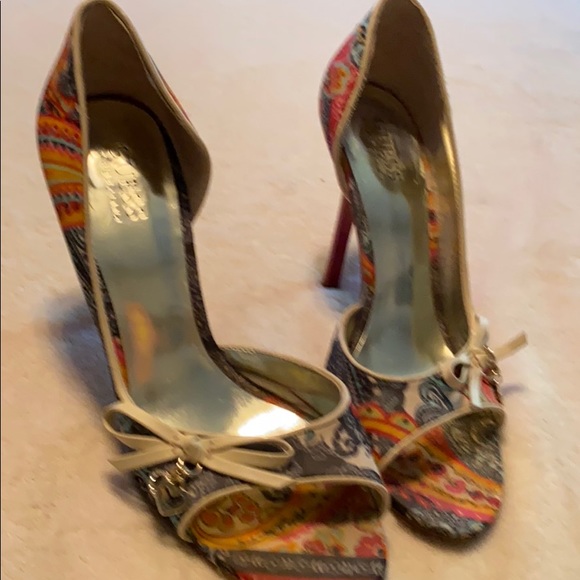 Guess shoes (used) - Picture 3 of 5
